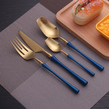 Load image into Gallery viewer, Luxurious gold portable cutlery sets
